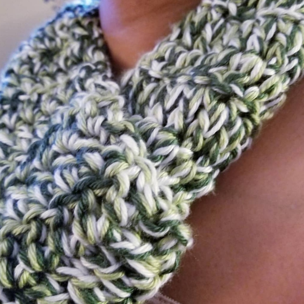 Handmade scarf - Picture 2 of 3